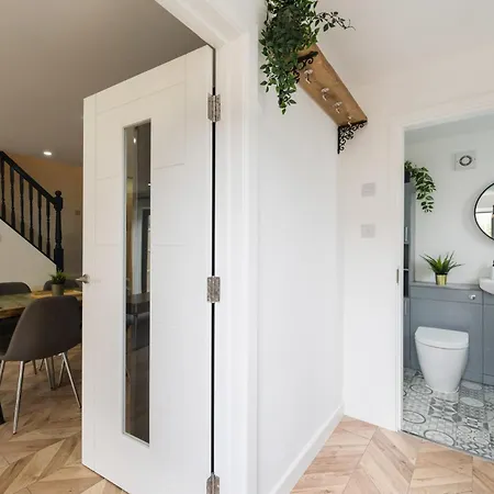 Jersey King, Stylish House With Wifi Casa de Férias